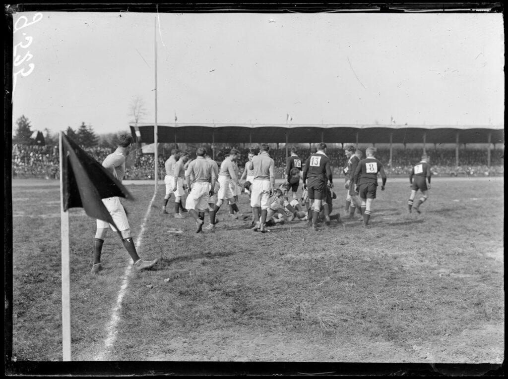 Match de rugby France - Nouvelle-Zélande, 8 avril 1917 © Cordier (14-18)ECPAD-Défense