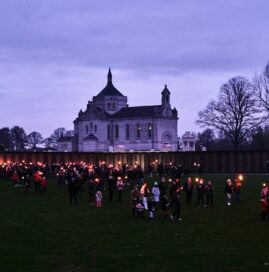 Retraite aux flambeaux du 11 Novembre {{brizy_dc_image_alt imageSrc=